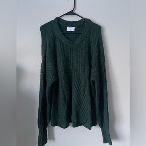 Green thick oversized sweater